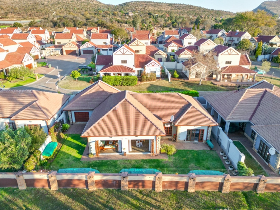3 Bedroom Property for Sale in Meerhof North West